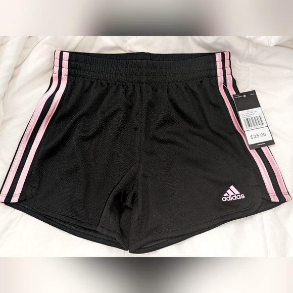 Adidas Girl Shorts - Picture 1 of 2